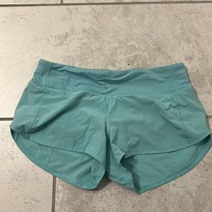 lululemon speed up shorts 2.5’